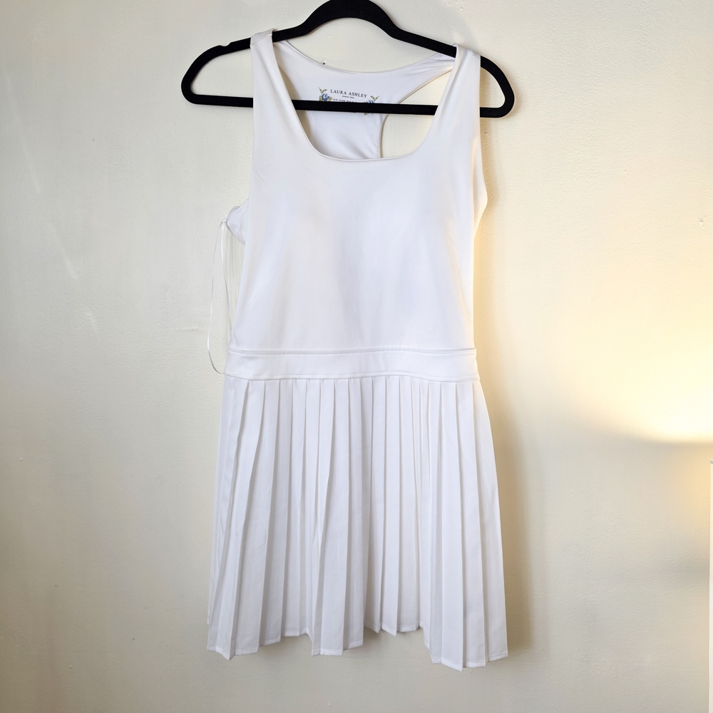 Laura Ashley White Floral Design Top
